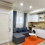 Amelia Comfort Stay Apartment